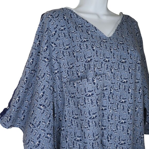 2 Blue Printed Hospital Gowns OS Adjustable with Snaps Tie Closure Cotton Polyes - Picture 4 of 7